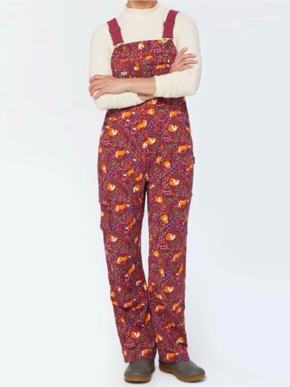Duluth Trading Co heirloom gardening bib overalls in fox print